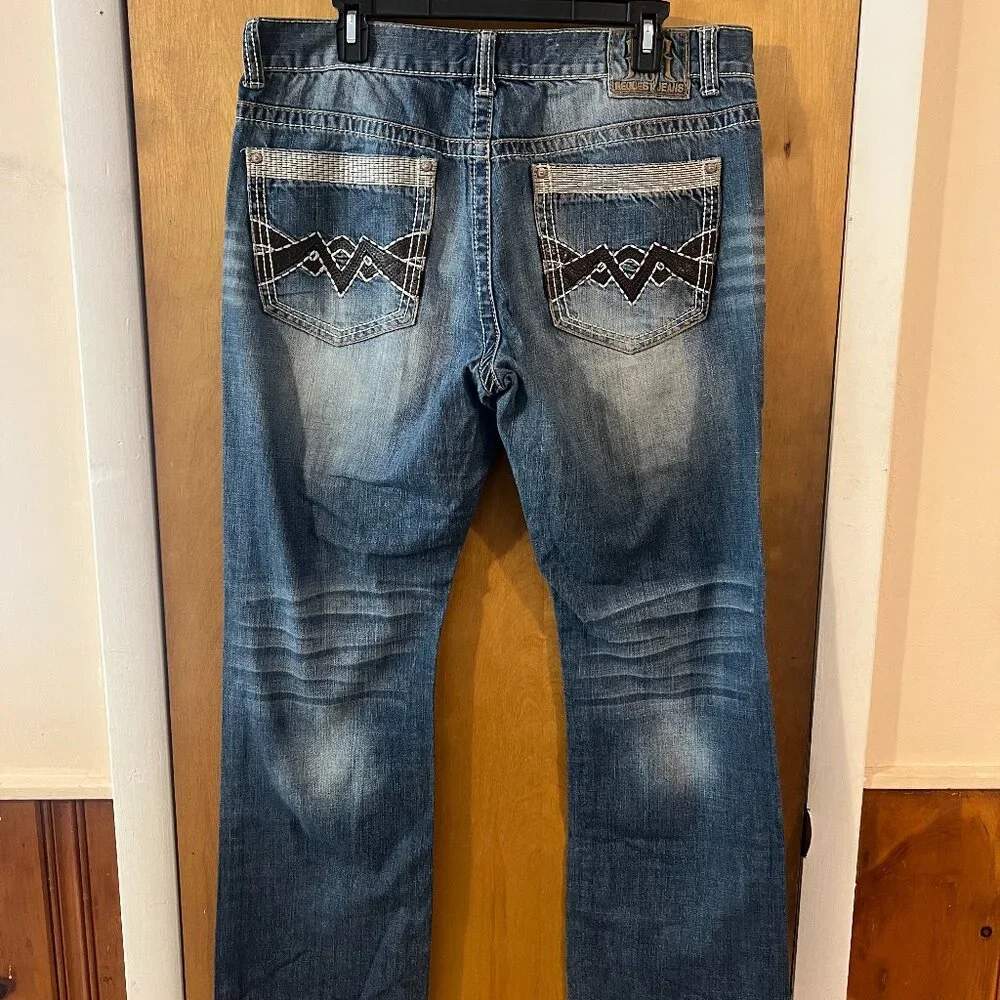 Request Men's Blue Straight Relaxed Distressed Stonewashed Denim Jeans 34 x 32